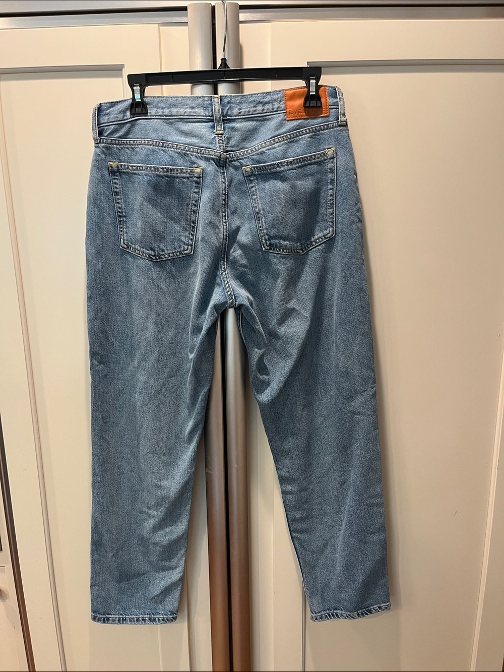Everlane Relaxed Straight Leg Organic Cotton Jeans Weathered Blue size 30 - Picture 7 of 13